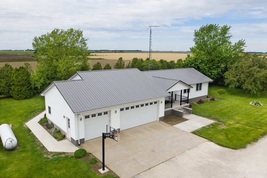 How to Transition from Shingles to Metal Roofing in 4 Steps