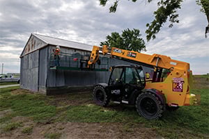 Pole Barn Repairs_Construction Crew