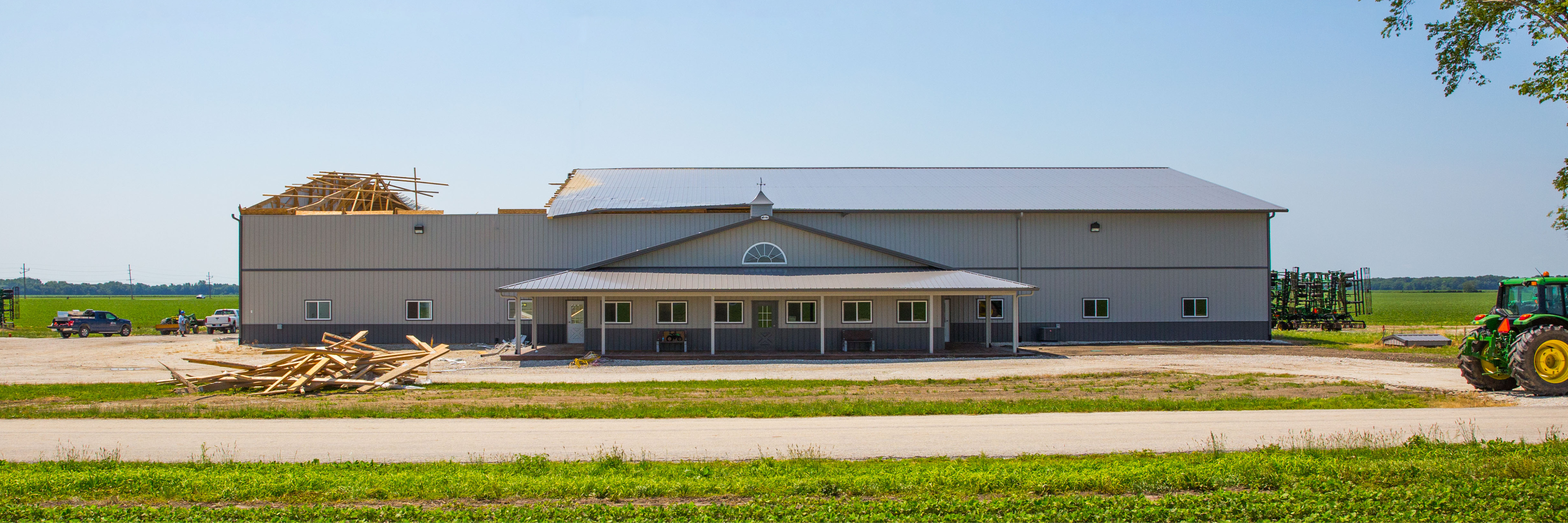 7 Tips to Hire a Post-Frame Builder for Pole Barn Repairs