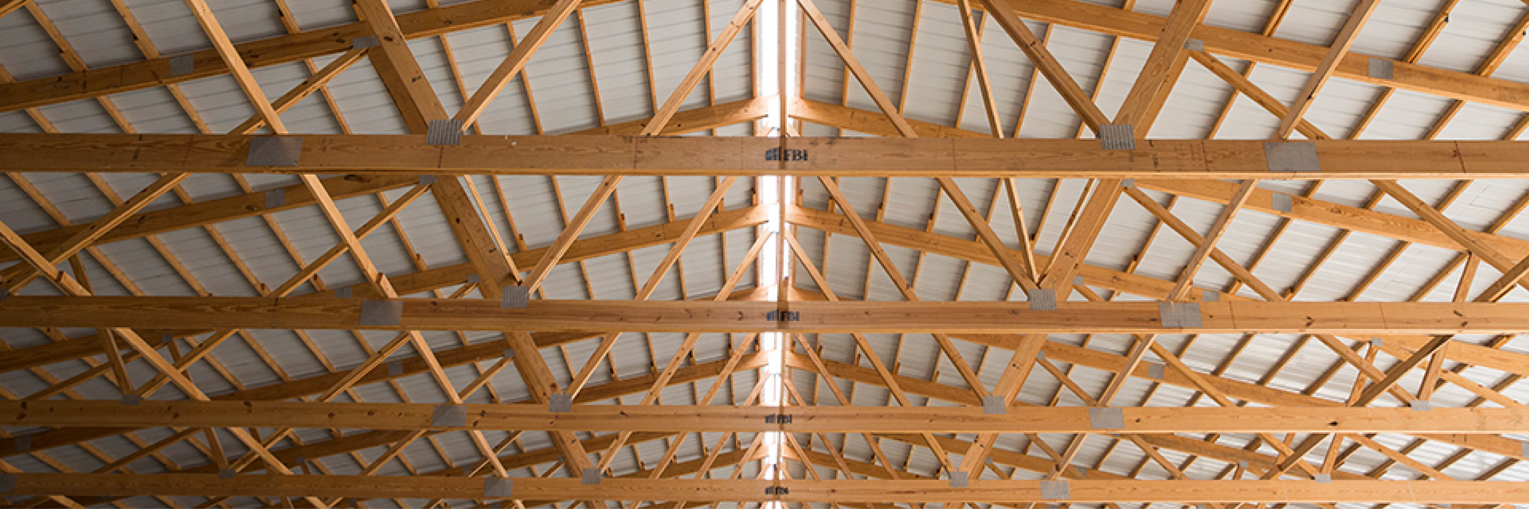 rafter spacing for pole barn metal roof