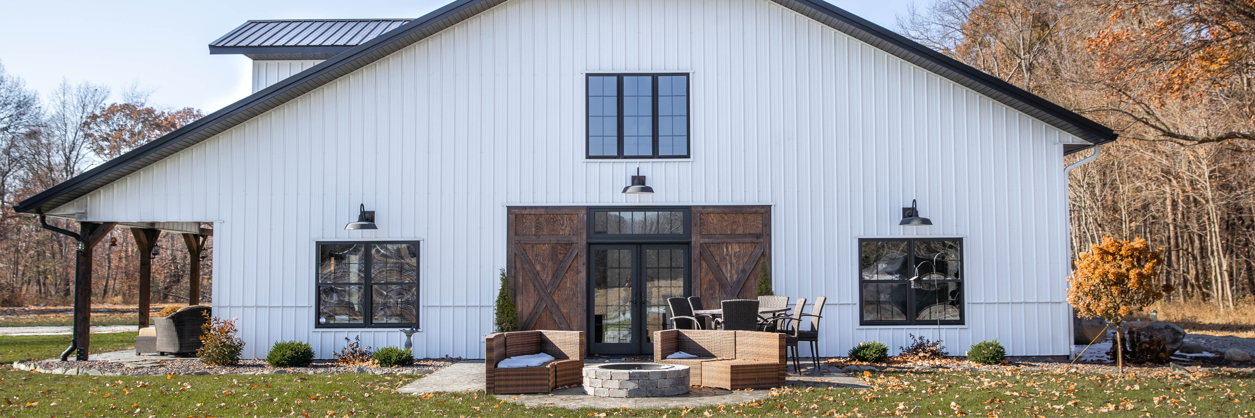 Who Builds Pole Barn Homes in Iowa?